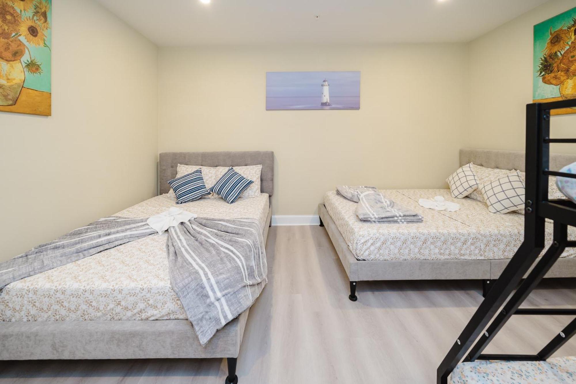 60-1 4Br Boston - Cozy New Apt Near Franklin Park Apartment