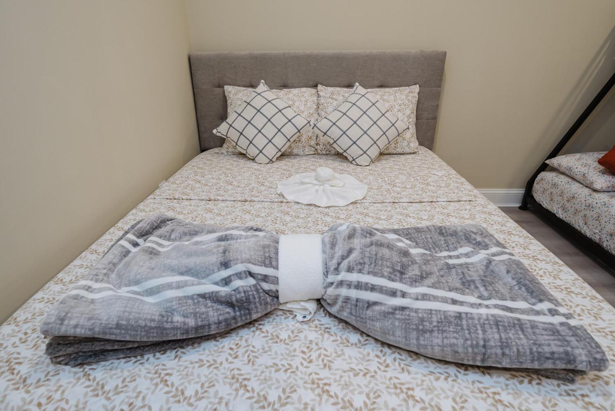 60-1 4Br Boston - Cozy New Apt Near Franklin Park Apartment