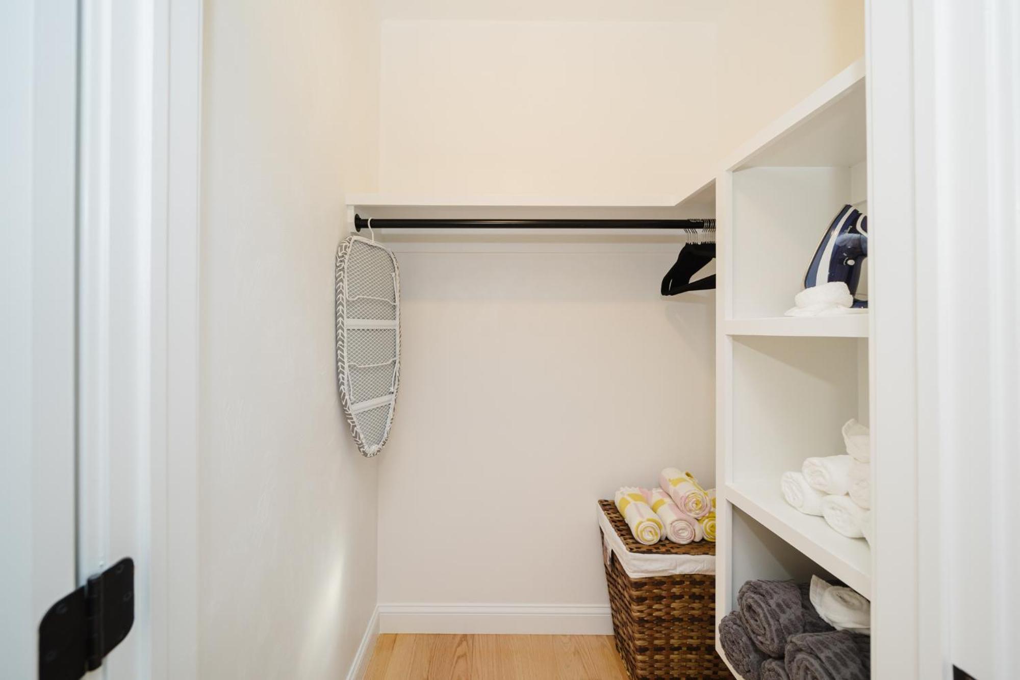 60-1 4Br Boston - Cozy New Apt Near Franklin Park Apartment